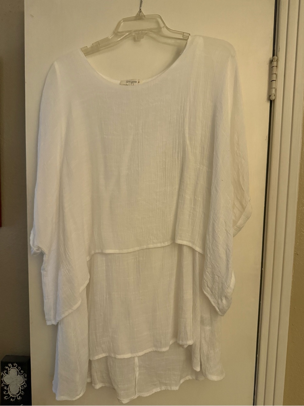 Lightweight White Layered Women's Top - Brand:Umgee